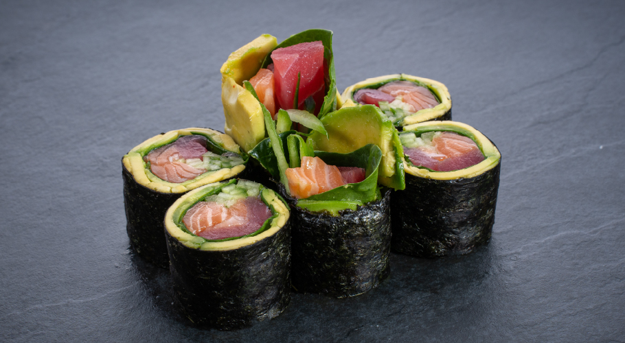  Sashimi royal roll with salmon and tuna delivery from Yaposhka